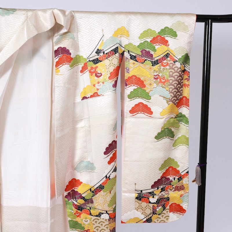 Long-sleeved kimono (Furisode) /B58