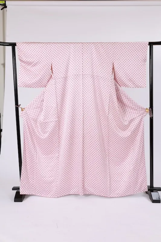 Japan Pre-loved Kimono – Hikita Shibori, Diamond Pattern, Pale Pink & Purple (A085)
