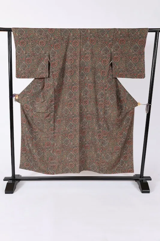 Komon ( kimono), brand new, unused. Colors: green, dark blue, coral, red, sarasa (printed cotton pattern). B1431