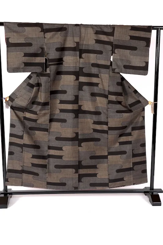 Authentic Oshima Tsumugi(Japan kimono) – Brand New & Unused – Black & Brown – 5-Maruki K308