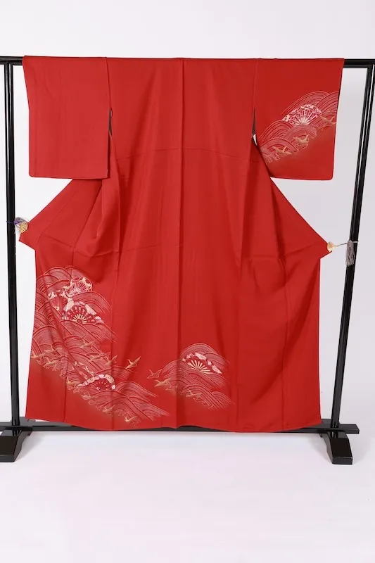 Japan used Kimono – Red, Gold, Cherry Blossom Pink, Wine – Cranes, Waves, Cart – Embroidery – Kyo-Yuzen – B1048