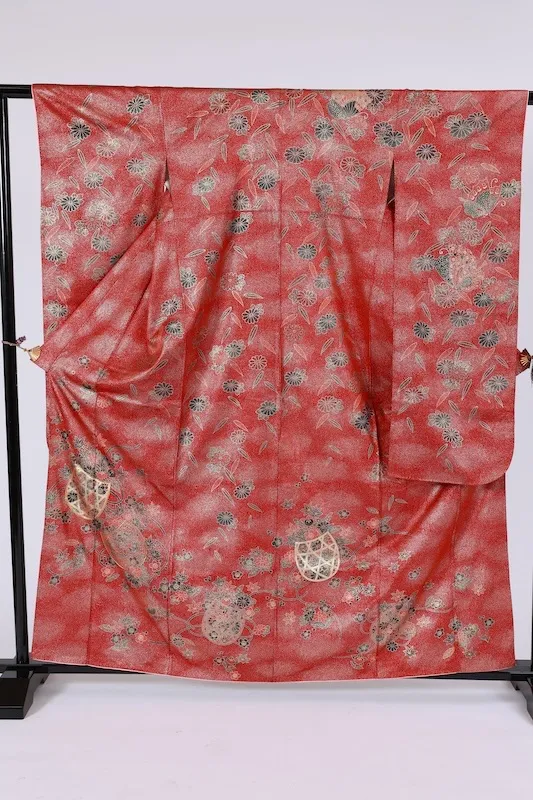 Furisode (long-sleeved kimono used) - Red, Gold, Purple, Brown - Brocade fabric - Butterfly and flower pattern A038