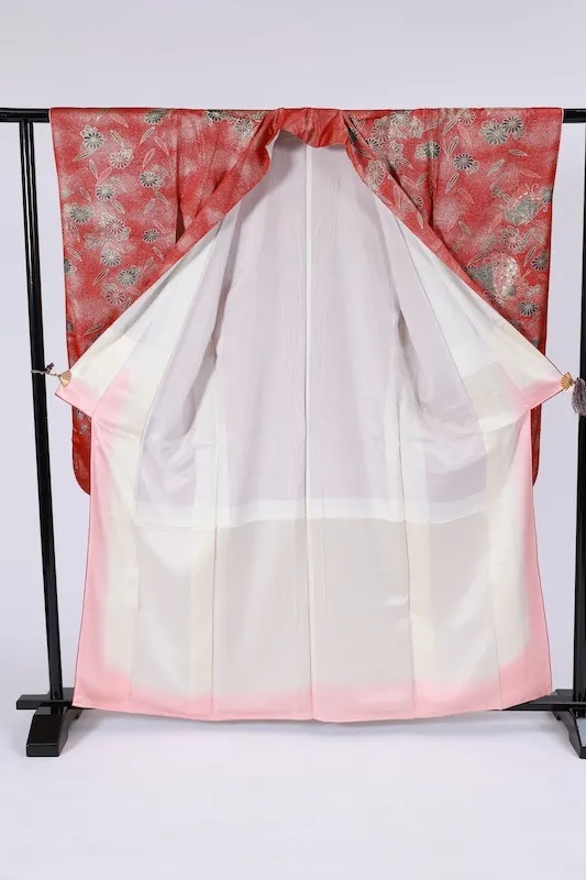 Furisode (long-sleeved kimono used) - Red, Gold, Purple, Brown - Brocade fabric - Butterfly and flower pattern A038