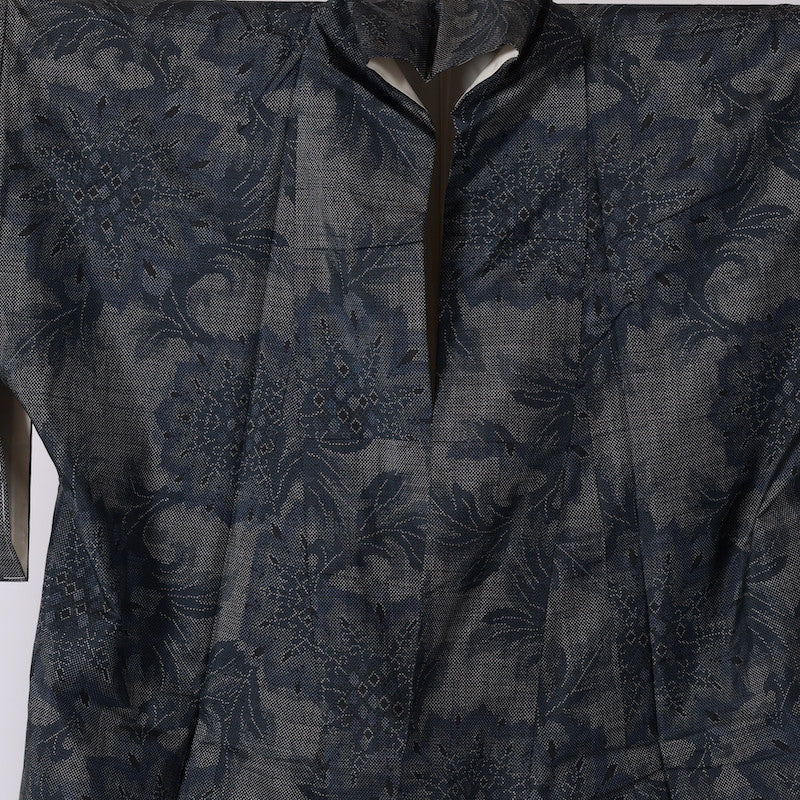 Used kimono (Tsumugi) L-size 100% silk / 1086