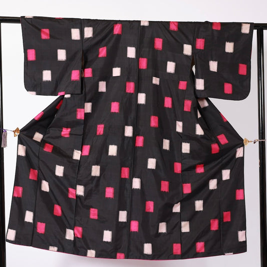 Used kimono (Tsumugi) S-size 100% silk / 1092