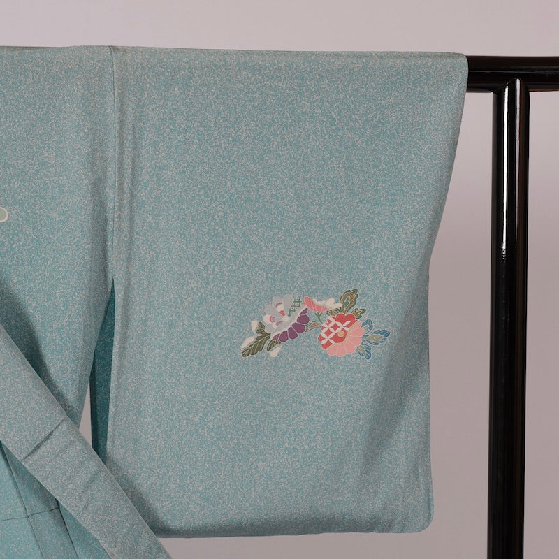 Used kimono (Houmongi) M-size 100% silk /1149