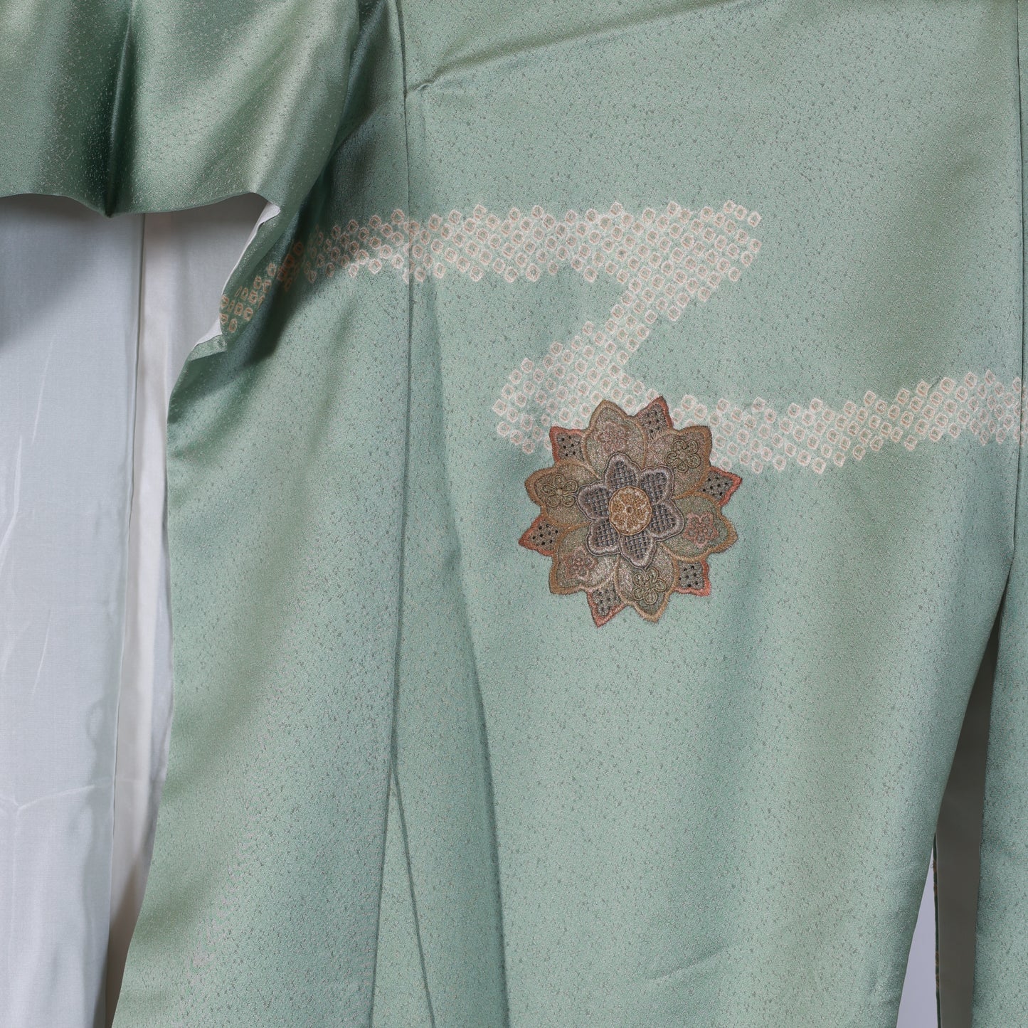 Japanese kimono (Houmongi) M-size 100% silk / 769