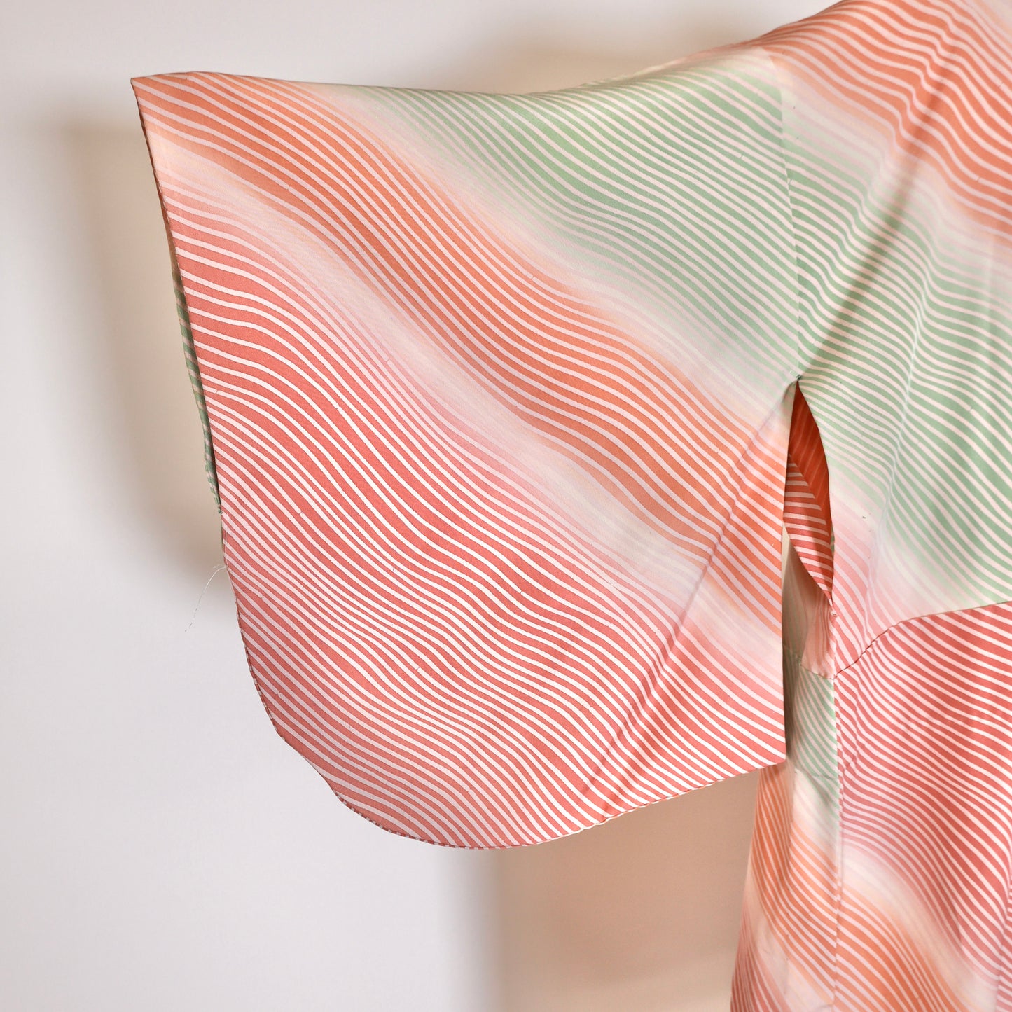 Wear under the kimono undershirt(Nagazyuban) M-size 100%silk / 777