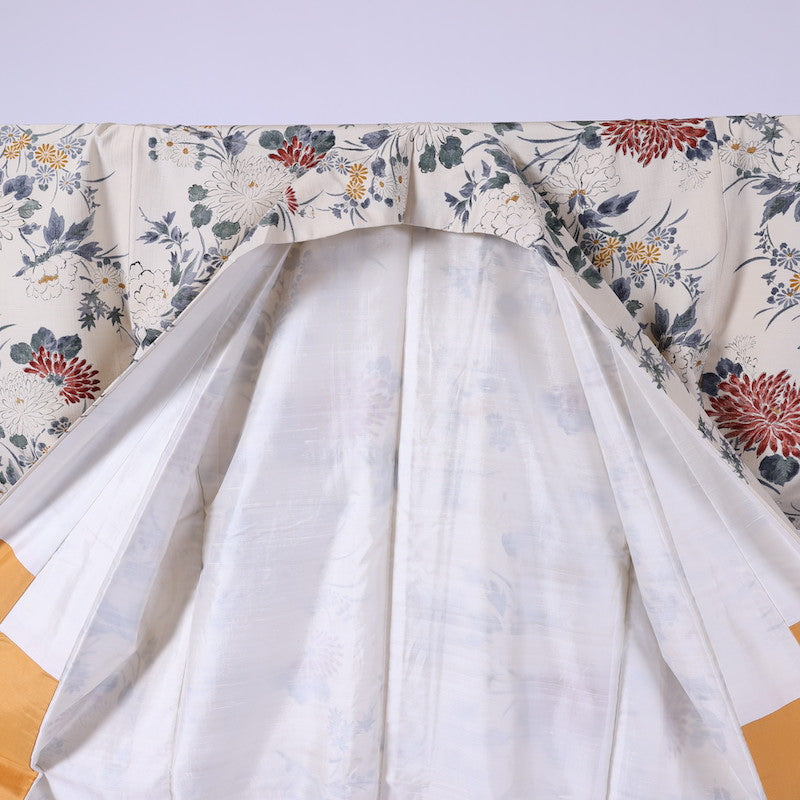 Japanese kimono (komon) M-size 100% silk / 906