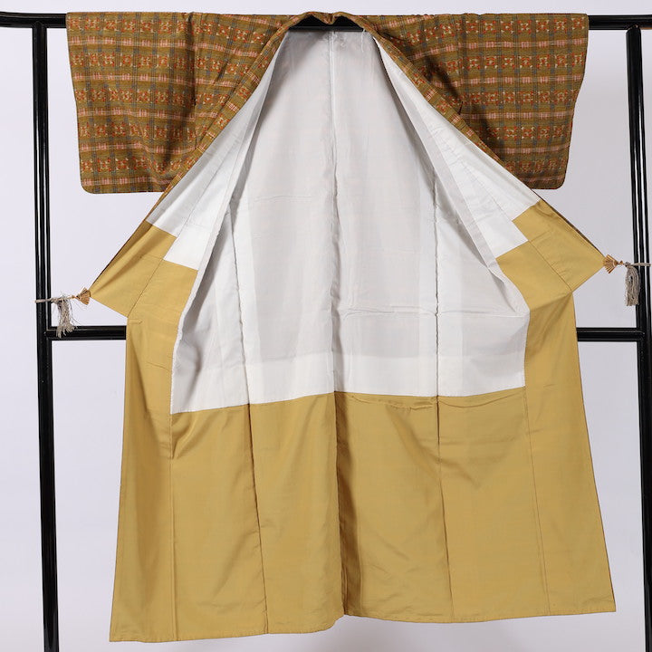 Japanese kimono (Tsumugi) S-size 100% silk / 392