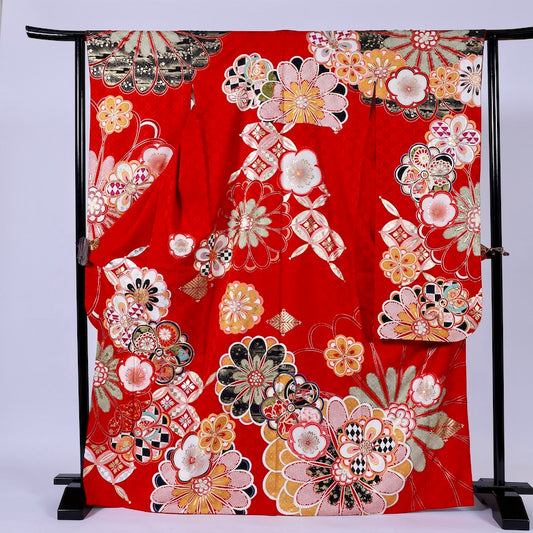 Long-sleeved kimono (Furisode) /943