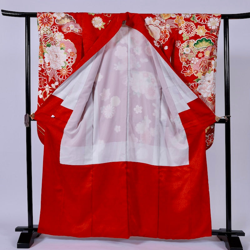 Long-sleeved kimono (Furisode) /944