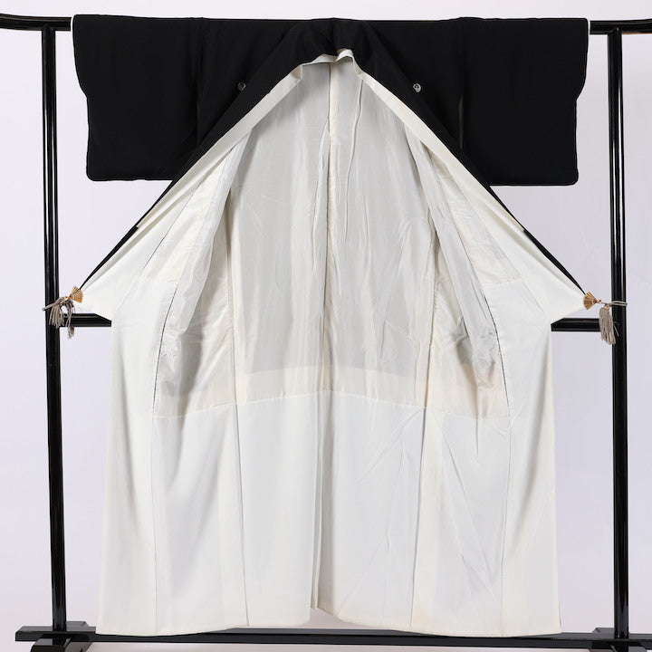 Japanese kimono (Kurotomesode) M-size 100% silk / 396