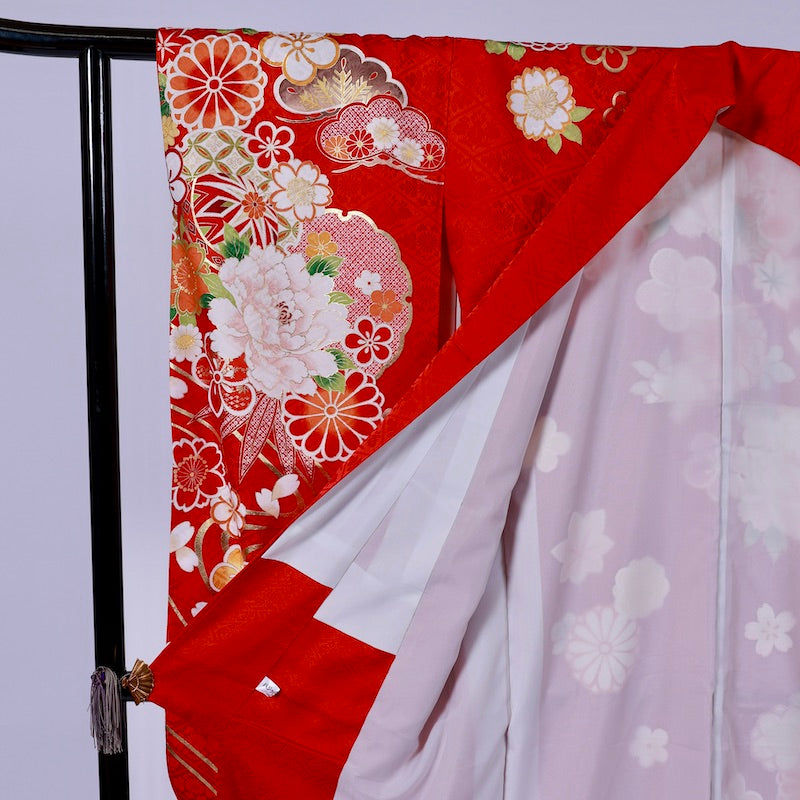 Long-sleeved kimono (Furisode) /944