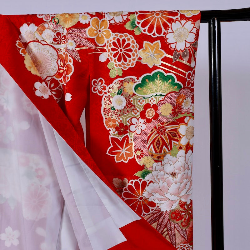 Long-sleeved kimono (Furisode) /944