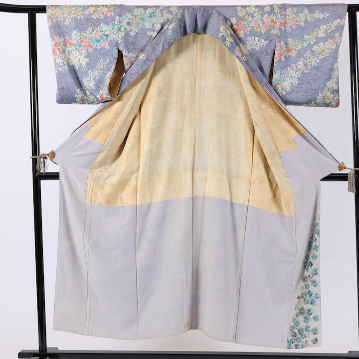 Japanese kimono (Komon) S-size 100% silk / 399