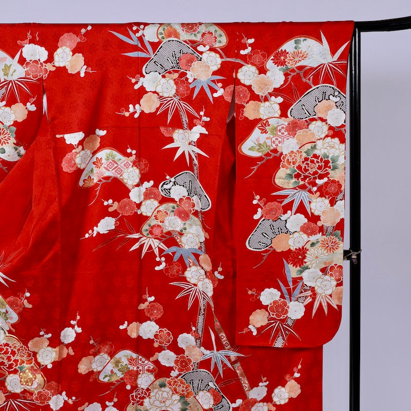 Long-sleeved kimono (Furisode) /945
