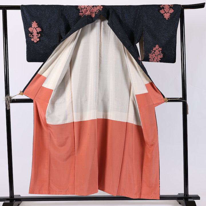 Japanese kimono (Komon) M-size 100% silk / 400