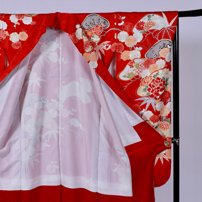 Long-sleeved kimono (Furisode) /945
