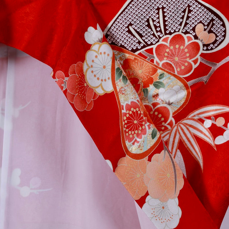 Long-sleeved kimono (Furisode) /945