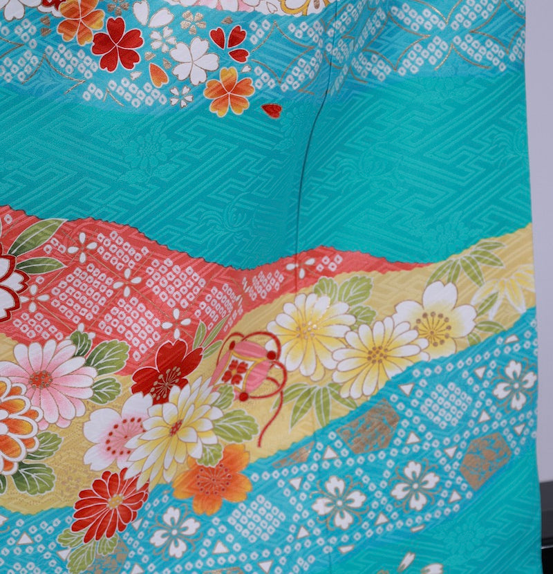 Long-sleeved kimono (Furisode) /947