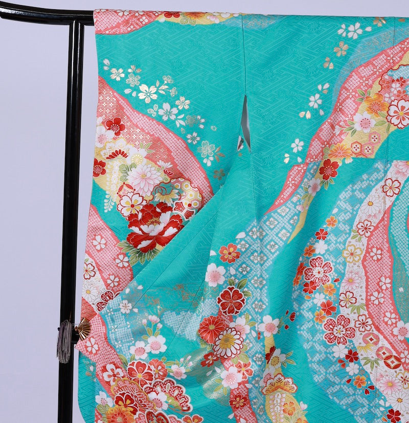 Long-sleeved kimono (Furisode) /947