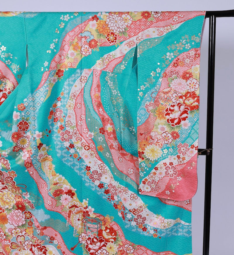 Long-sleeved kimono (Furisode) /947