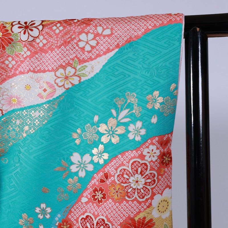 Long-sleeved kimono (Furisode) /947