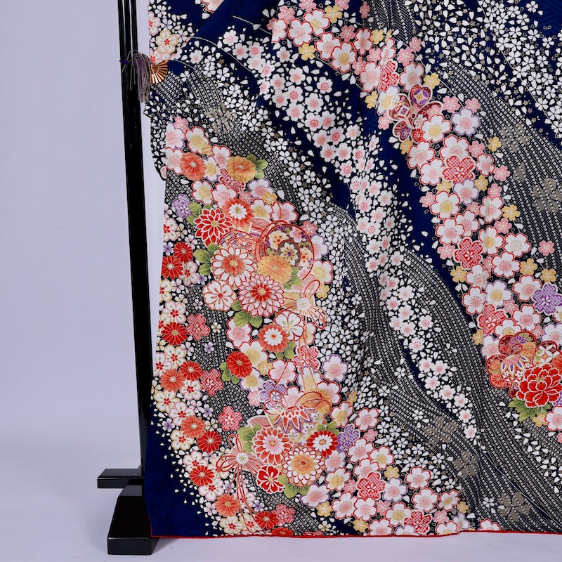 Long-sleeved kimono (Furisode) /950