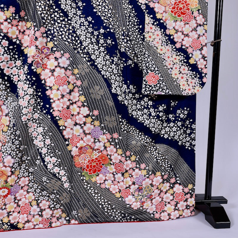 Long-sleeved kimono (Furisode) /950