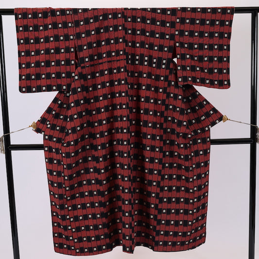 Japanese kimono (Komon) S-size 100% silk / 473