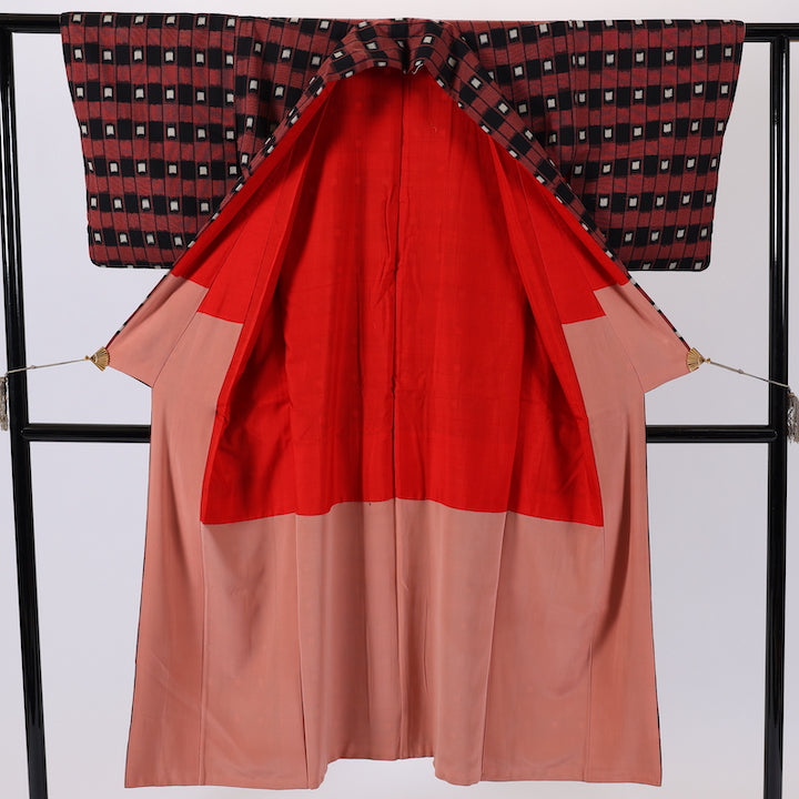 Japanese kimono (Komon) S-size 100% silk / 473