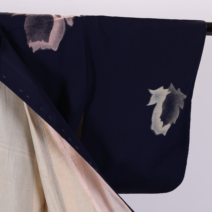 Japanese kimono (Komon) S-size 100% silk / 511