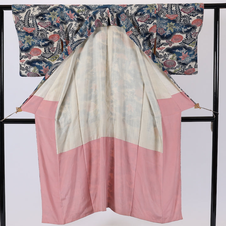 Antique Japanese kimono (Komon) S-size 100% silk / 499