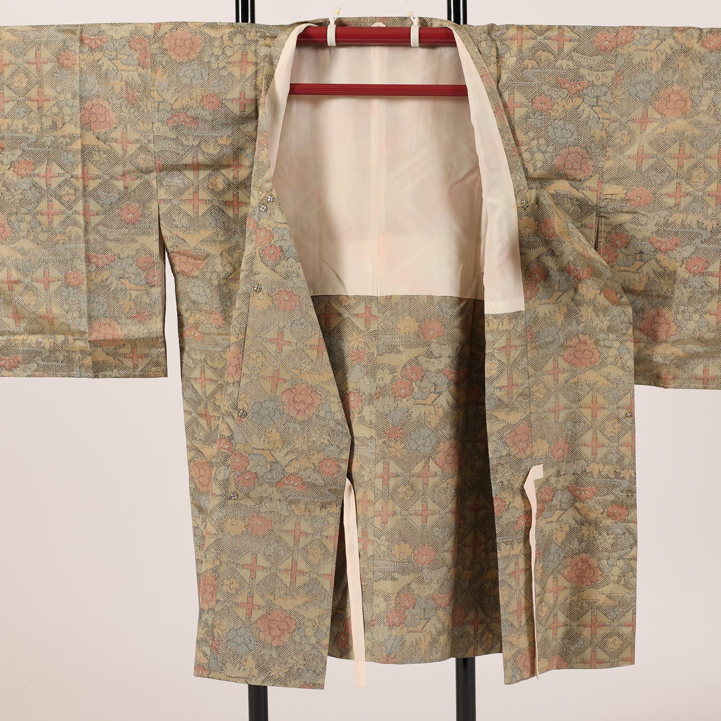 Japanese kimono coat S-size 100%silk / 121
