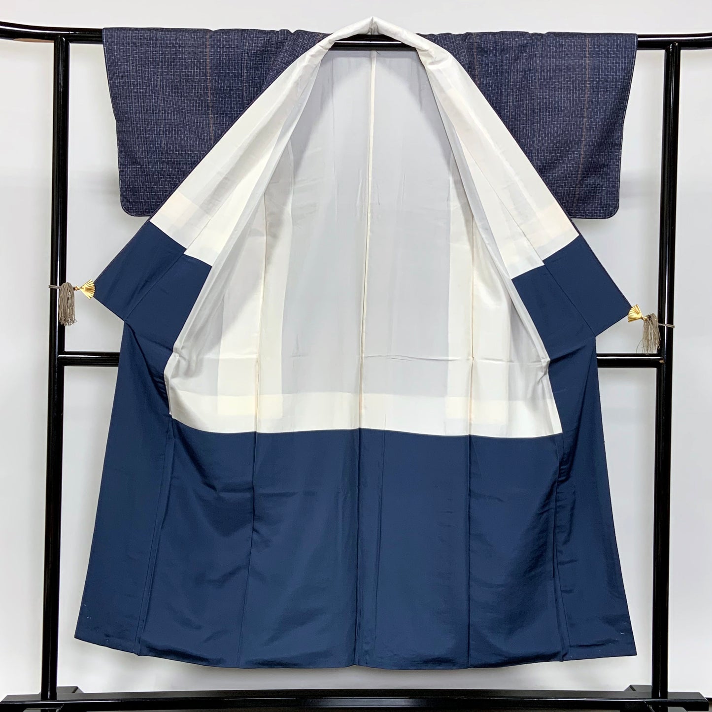 Japanese kimono (Tsumugi) M-size 100% silk / 519