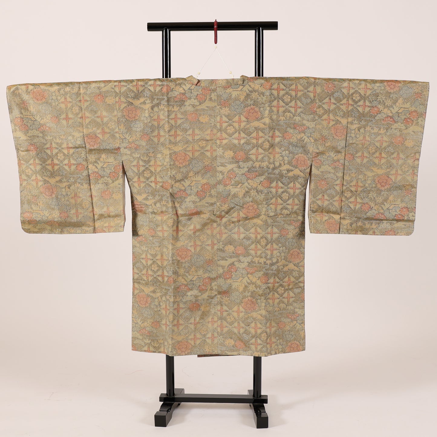 Japanese kimono coat S-size 100%silk / 121