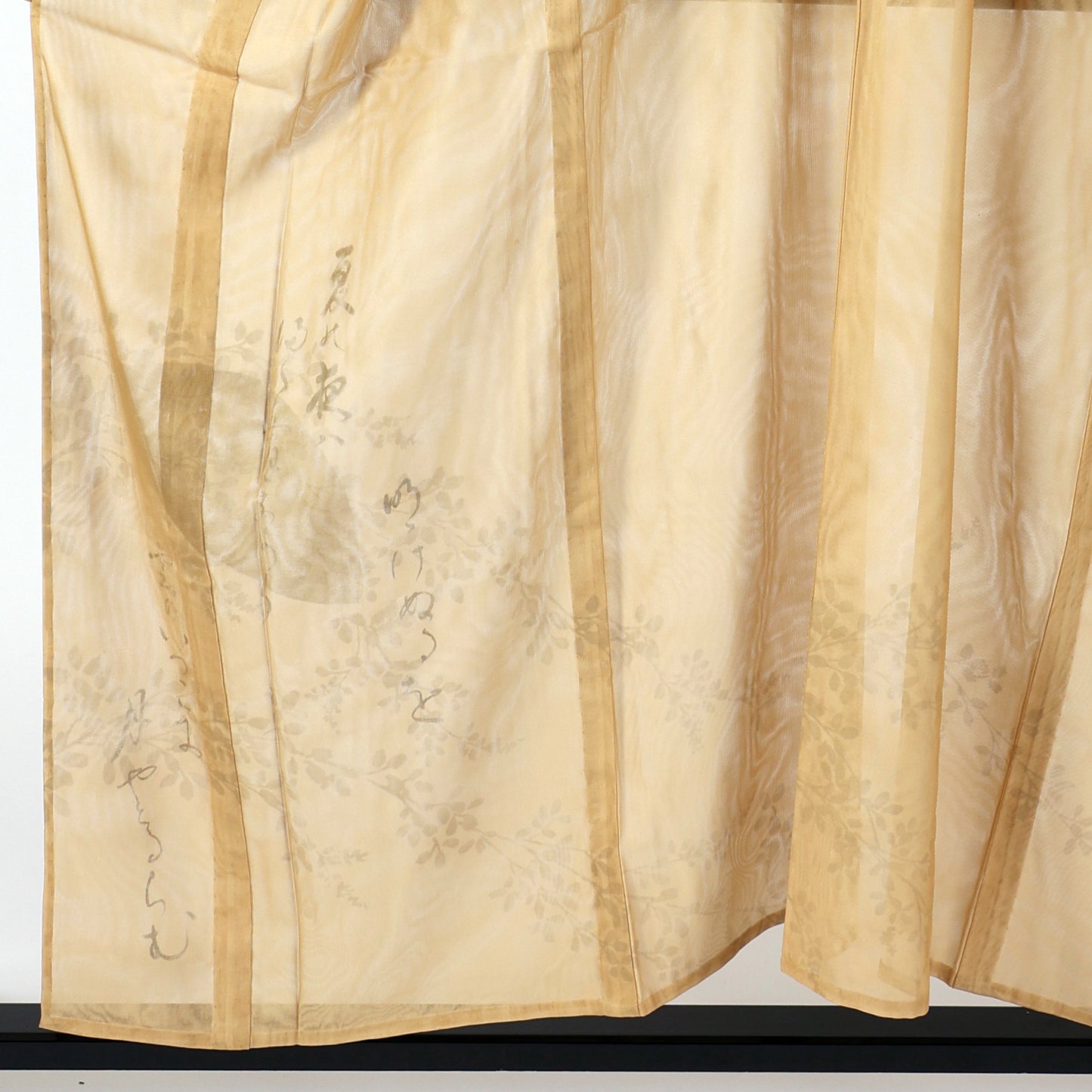 Japanese kimono (Houmongi) M-size 100% silk / 300