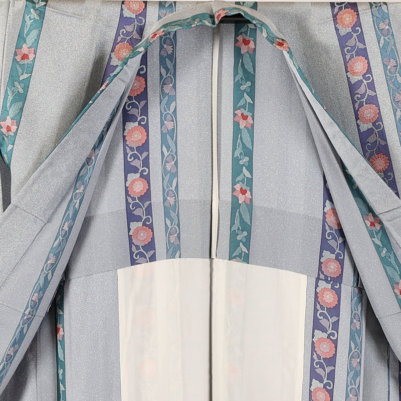 Japanese kimono (Komon) M-size 100% silk / 7