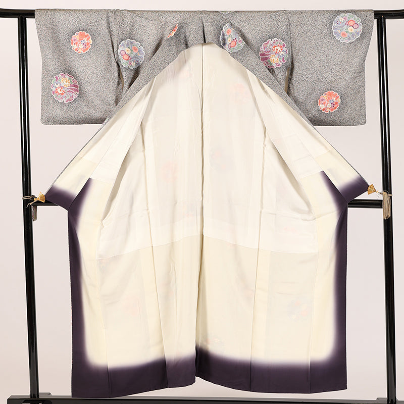 Japanese kimono (Komon) M-size 100% silk / 9