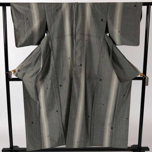 Japanese kimono (Tsumugi) M-size 100% silk / 304