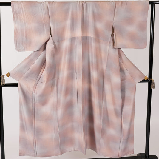 Japanese kimono (Iromuzi) S-size 100% silk / 297