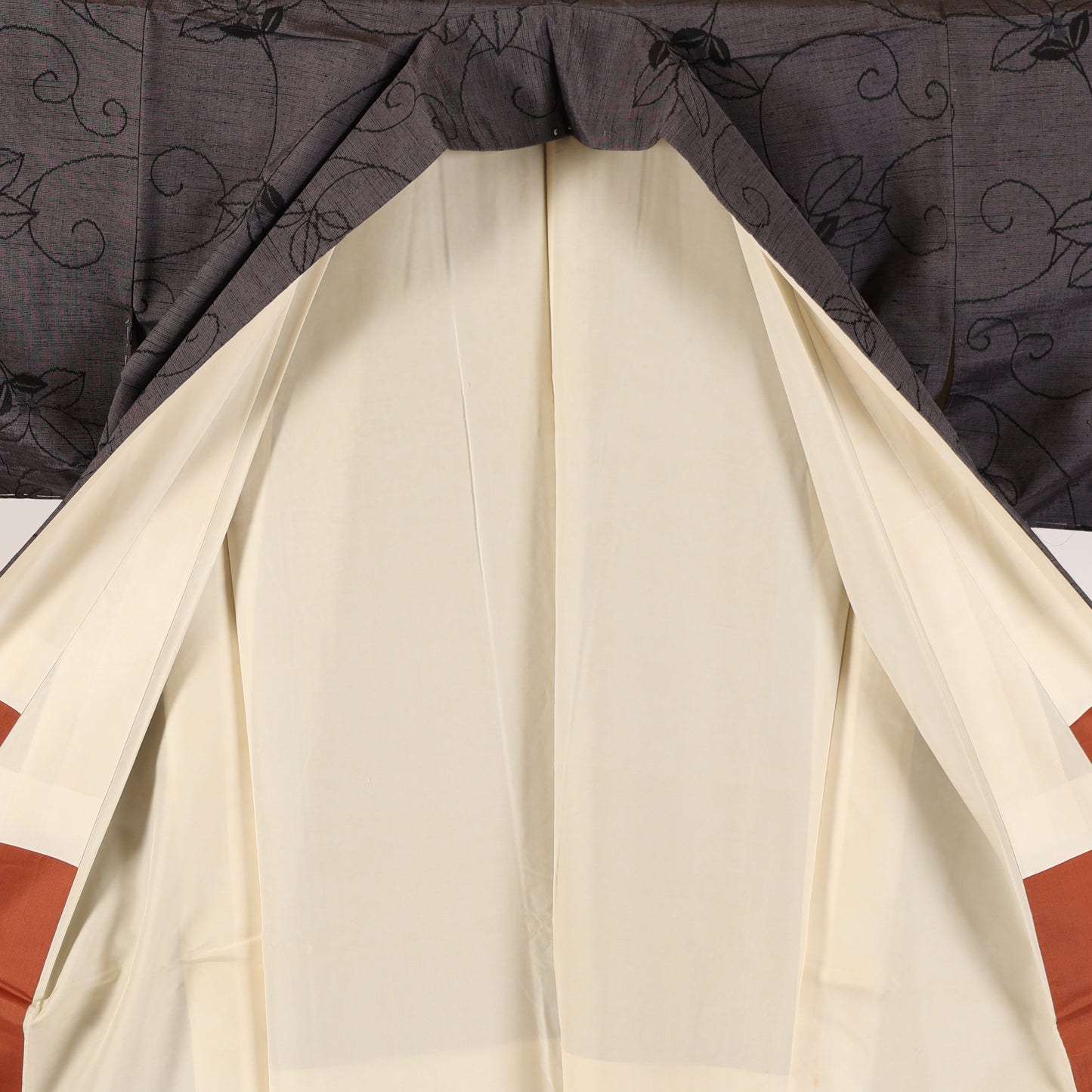 Japanese kimono (Tsumugi) M-size 100%silk / 107