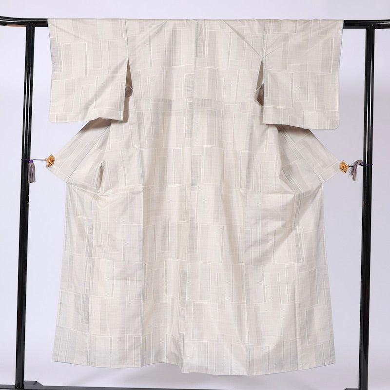 Japanese kimono  (Tsumugi) M-size 100% silk  / B78