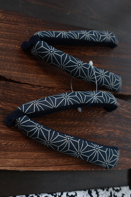 Men's Yukata 3-Piece Set, Brand New, White & Black, Bat Pattern, b2