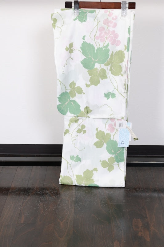New yukata (summer kimono) - white, light green, pale pink, grape pattern - b21
