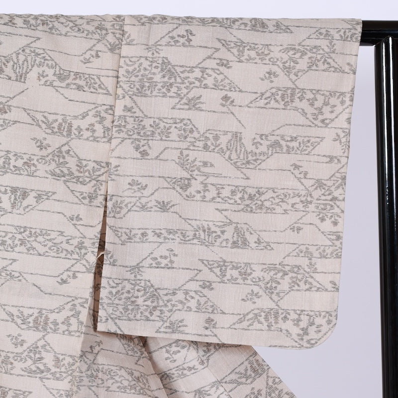 Japanese kimono used <Komon> M-size  silk 100% /B763