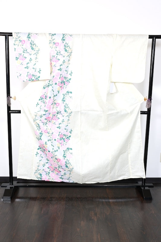 New Yukata (Japanese summer kimono) - Alternating shoulder design - Light lemon yellow, pink, purple, blue, floral pattern, rabbit design - b17