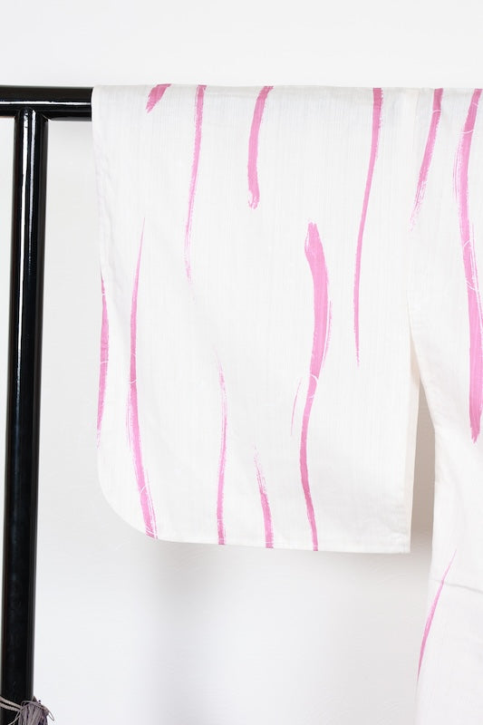 New Yukata (Japanese summer kimono), with contrasting shoulder and back design, off-white, black, grape color, goldfish pattern, and wavy stripes, b13