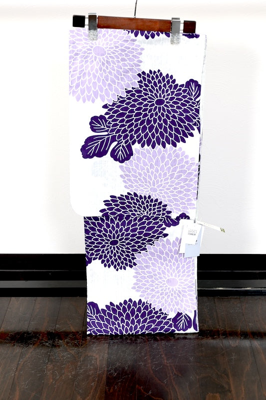 New yukata (summer kimono), white with shades of purple and floral pattern, b10